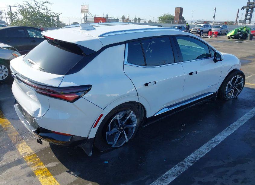 Photo 4 of 2025 Chevrolet Equinox EV LT (VIN 3GN7DLRP6SS124930)