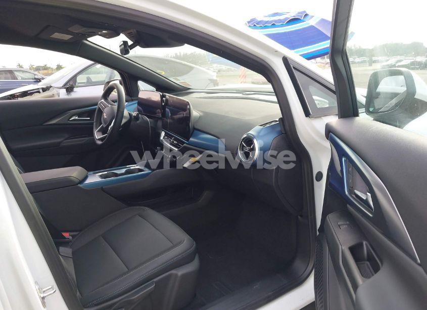 Photo 5 of 2024 Chevrolet Equinox EV LT (VIN 3GN7DLRP7RS261658)