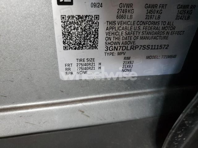 Photo 3 of 2025 CHEVROLET EQUINOX LT (VIN 3GN7DLRP7SS111572)