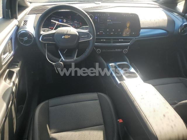 Photo 2 of 2025 CHEVROLET EQUINOX LT (VIN 3GN7DLRP7SS193884)