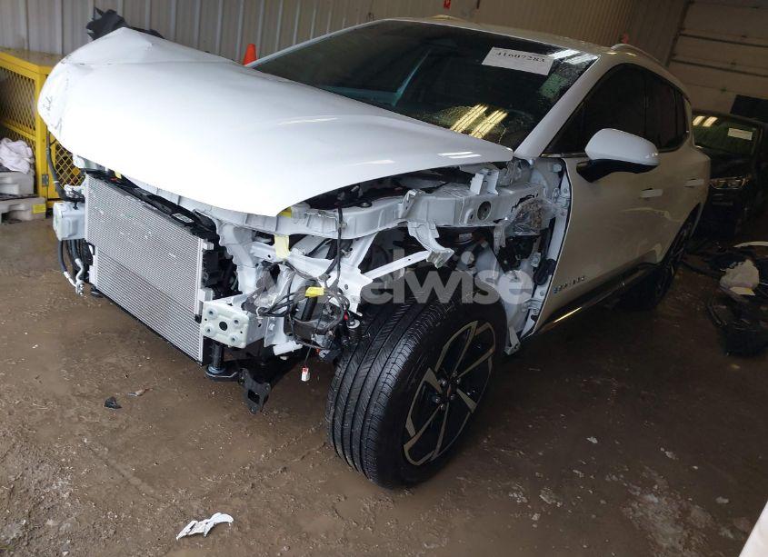 Photo 2 of 2024 Chevrolet Equinox EV LT (VIN 3GN7DLRP8RS268621)