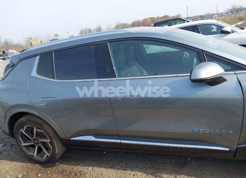 Photo 14 of 2024 Chevrolet Equinox EV LT (VIN 3GN7DLRR4RS292920)