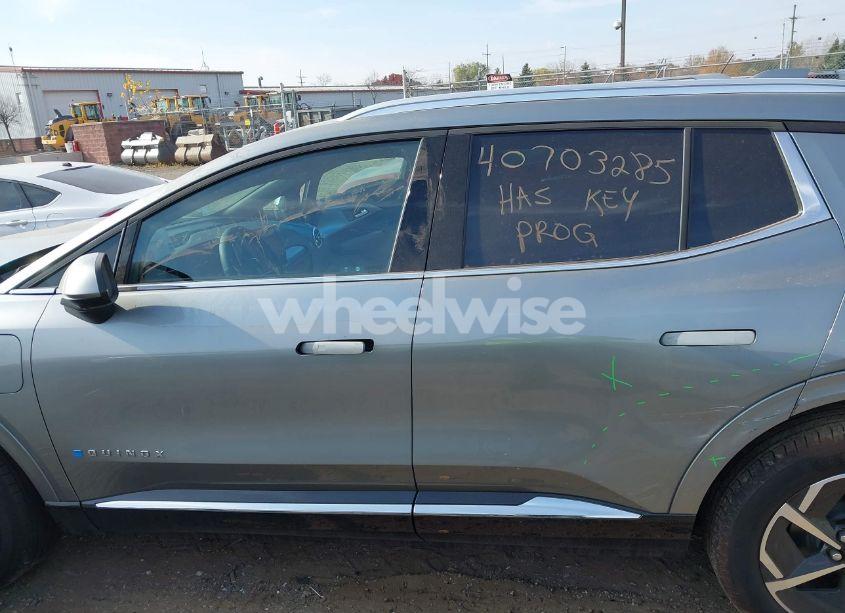 Photo 15 of 2024 Chevrolet Equinox EV LT (VIN 3GN7DLRR4RS292920)