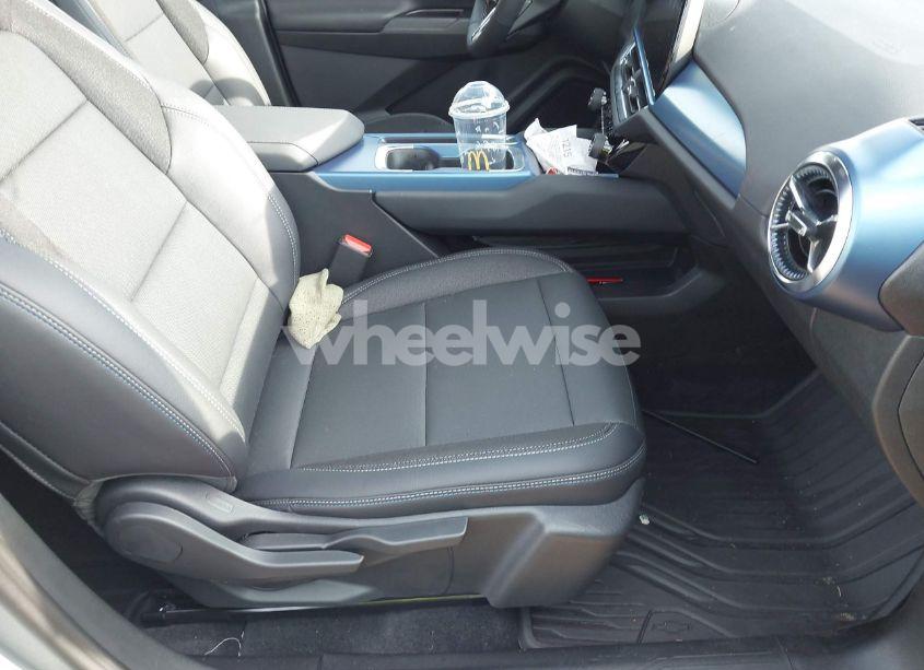 Photo 5 of 2024 Chevrolet Equinox EV LT (VIN 3GN7DLRR4RS292920)