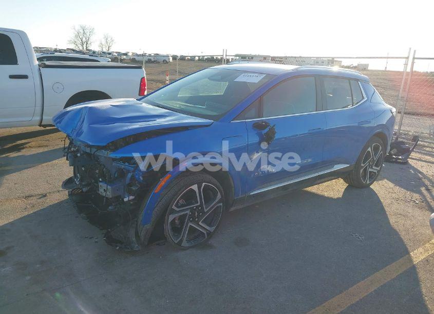 Photo 2 of 2024 Chevrolet Equinox EV LT (VIN 3GN7DMRR1RS264479)
