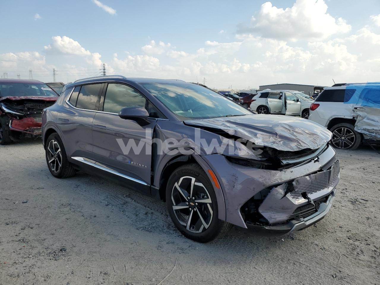 Photo 4 of 2025 CHEVROLET EQUINOX LT (VIN 3GN7DNRP5SS227493)