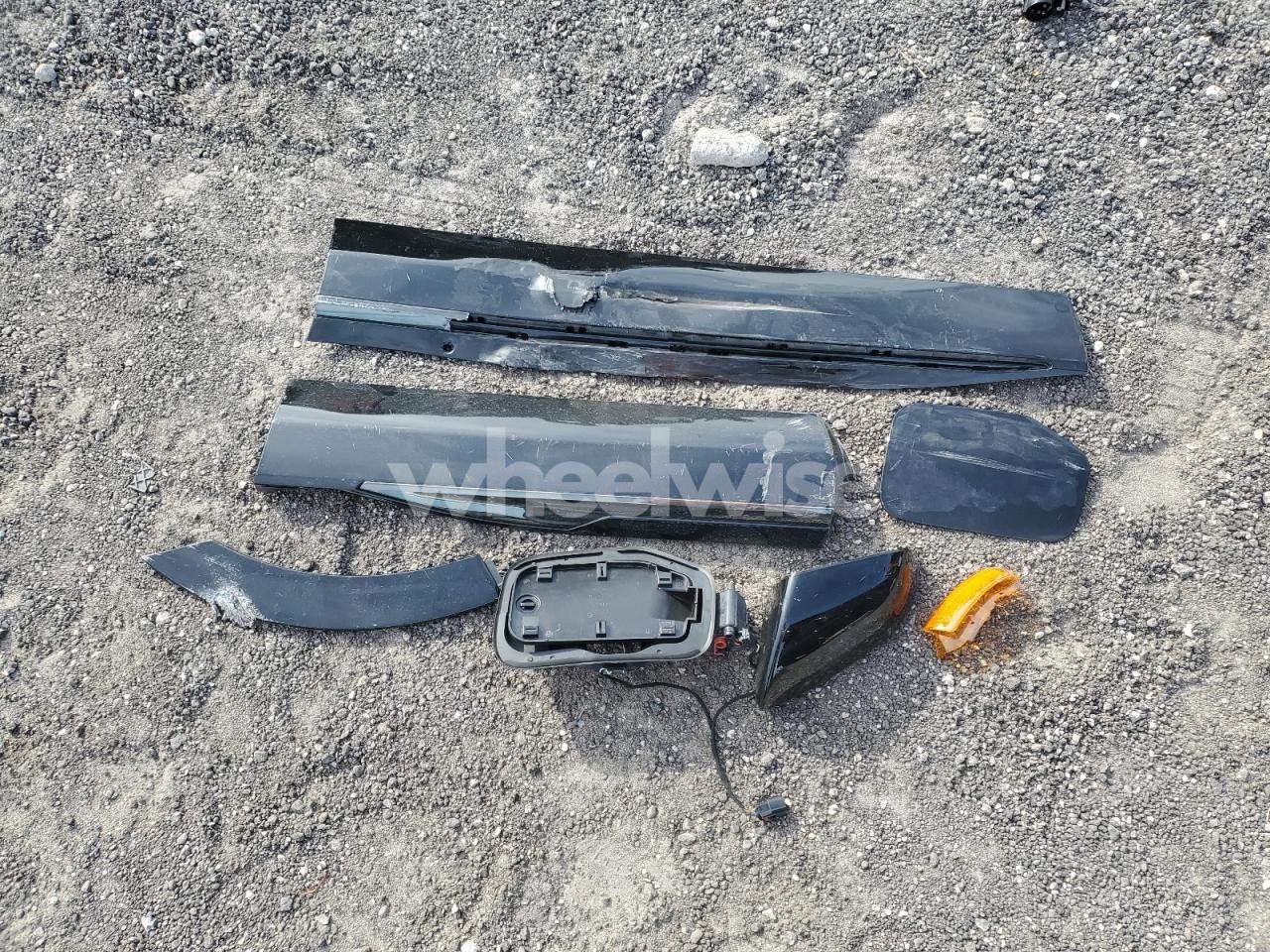 Photo 13 of 2025 CHEVROLET EQUINOX RS (VIN 3GN7DSRP4SS221120)