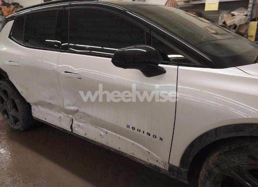 Photo 19 of 2025 Chevrolet Equinox EV RS (VIN 3GN7DSRR3SS116800)