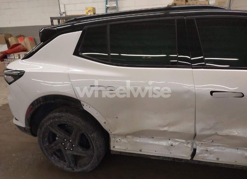 Photo 20 of 2025 Chevrolet Equinox EV RS (VIN 3GN7DSRR3SS116800)