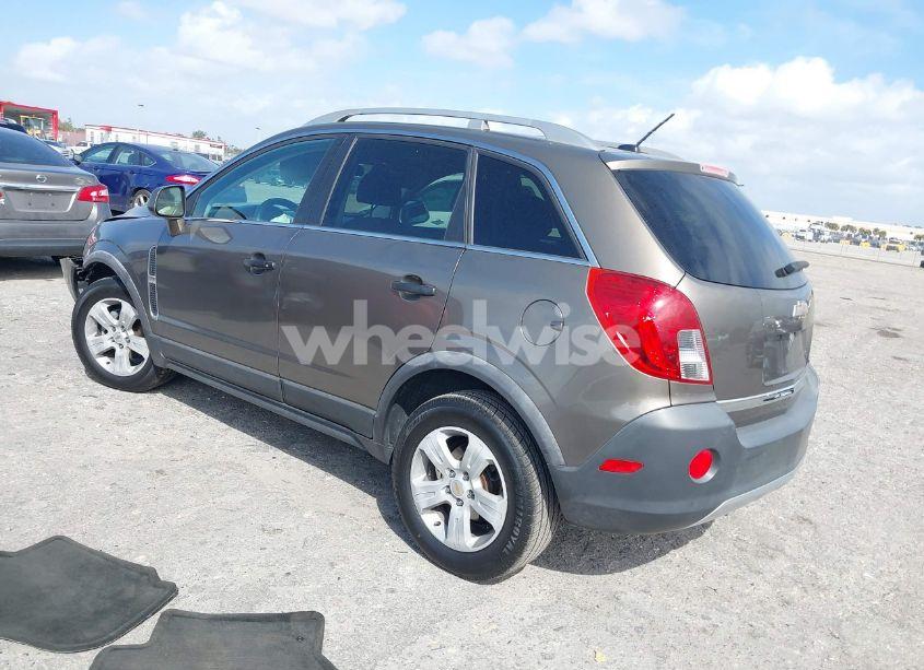 Photo 3 of 2014 Chevrolet Captiva SPORT 2LS (VIN 3GNAL2EK1ES616492)