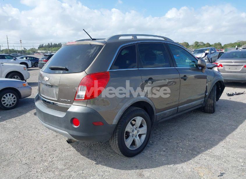 Photo 4 of 2014 Chevrolet Captiva SPORT 2LS (VIN 3GNAL2EK1ES616492)