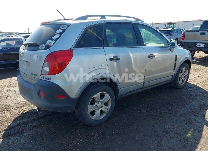 Photo 4 of 2014 Chevrolet Captiva SPORT 2LS (VIN 3GNAL2EK2ES678399)