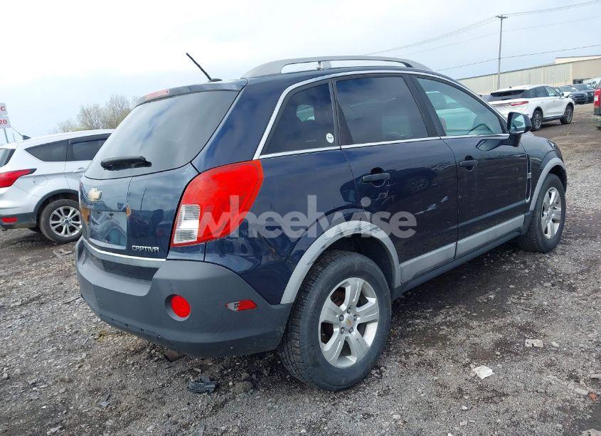 Photo 4 of 2014 Chevrolet Captiva SPORT 2LS (VIN 3GNAL2EK3ES675835)