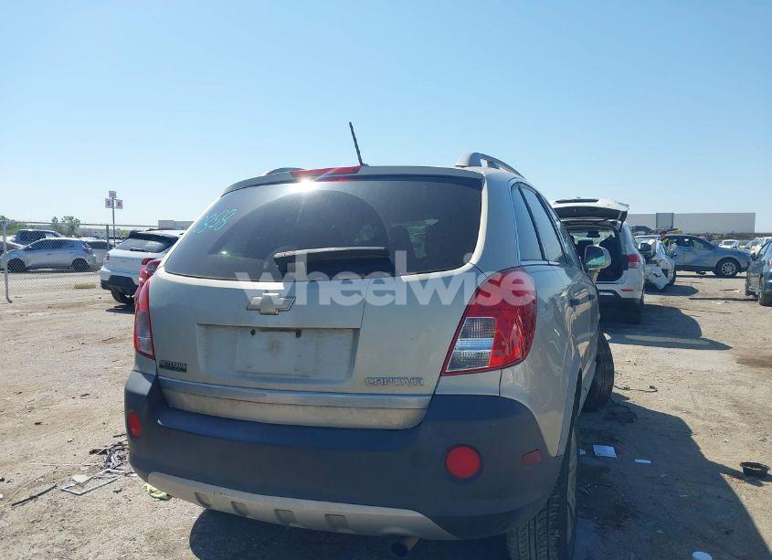 Photo 4 of 2015 Chevrolet Captiva SPORT 2LS (VIN 3GNAL2EK3FS530425)
