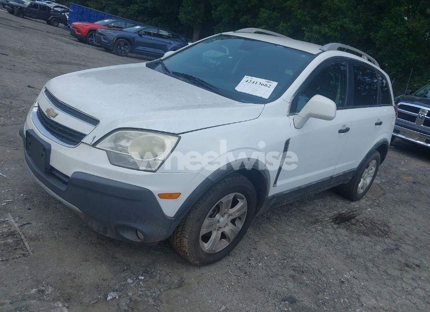 Photo 2 of 2013 Chevrolet Captiva SPORT 2LS (VIN 3GNAL2EK5DS636307)