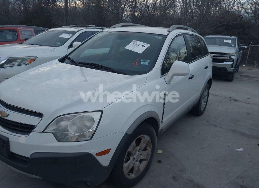 Photo 2 of 2014 Chevrolet Captiva SPORT 2LS (VIN 3GNAL2EK7ES608851)