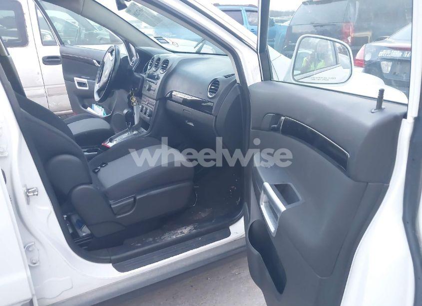 Photo 5 of 2014 Chevrolet Captiva SPORT 2LS (VIN 3GNAL2EK7ES608851)