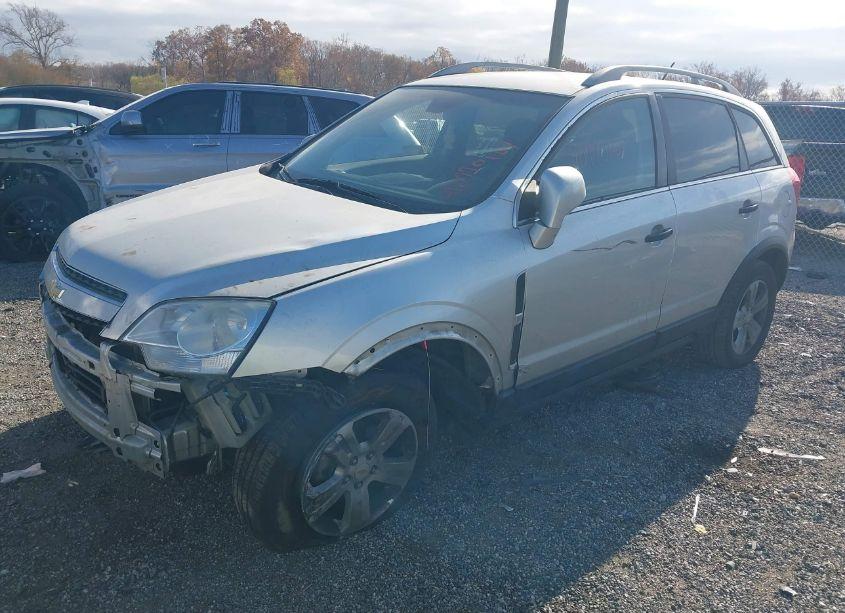 Photo 2 of 2014 Chevrolet Captiva SPORT 2LS (VIN 3GNAL2EK7ES650856)