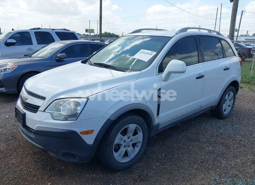 Photo 2 of 2014 Chevrolet Captiva SPORT 2LS (VIN 3GNAL2EK9ES643617)