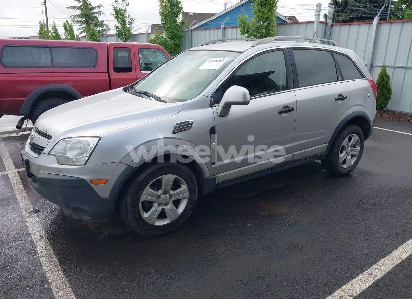 Photo 2 of 2014 Chevrolet Captiva SPORT 2LS (VIN 3GNAL2EKXES651354)