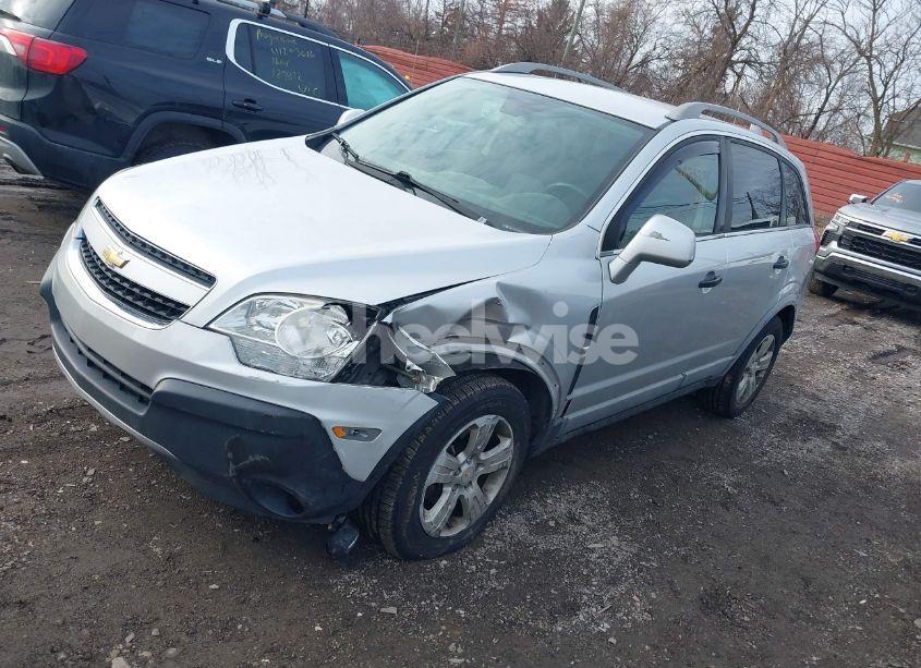 Photo 2 of 2014 Chevrolet Captiva SPORT 2LS (VIN 3GNAL2EKXES657431)