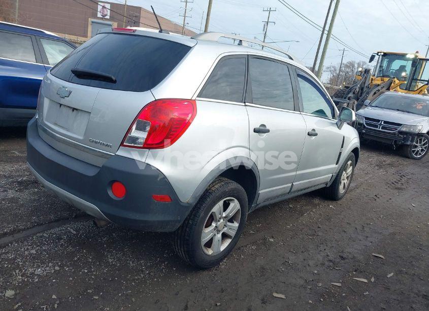 Photo 4 of 2014 Chevrolet Captiva SPORT 2LS (VIN 3GNAL2EKXES657431)