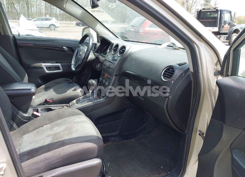 Photo 5 of 2014 Chevrolet Captiva SPORT LT (VIN 3GNAL3EK1ES560043)