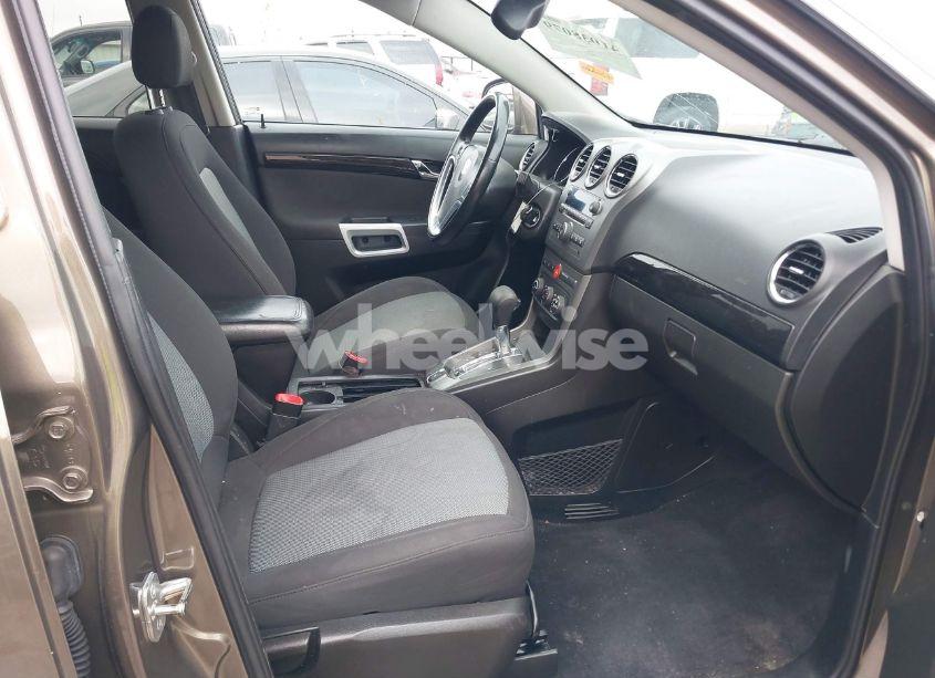 Photo 5 of 2014 Chevrolet Captiva SPORT LT (VIN 3GNAL3EK1ES564416)