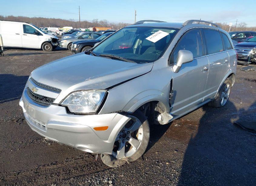 Photo 2 of 2014 Chevrolet Captiva SPORT LT (VIN 3GNAL3EK1ES617048)