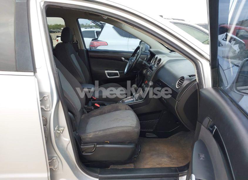 Photo 5 of 2015 Chevrolet Captiva SPORT LT (VIN 3GNAL3EK5FS527810)