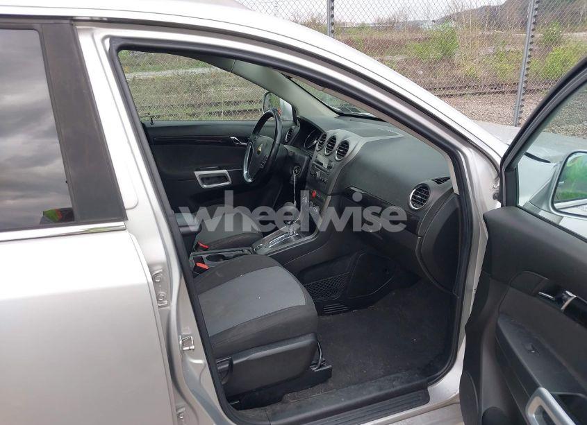 Photo 5 of 2015 Chevrolet Captiva SPORT LT (VIN 3GNAL3EK8FS530457)