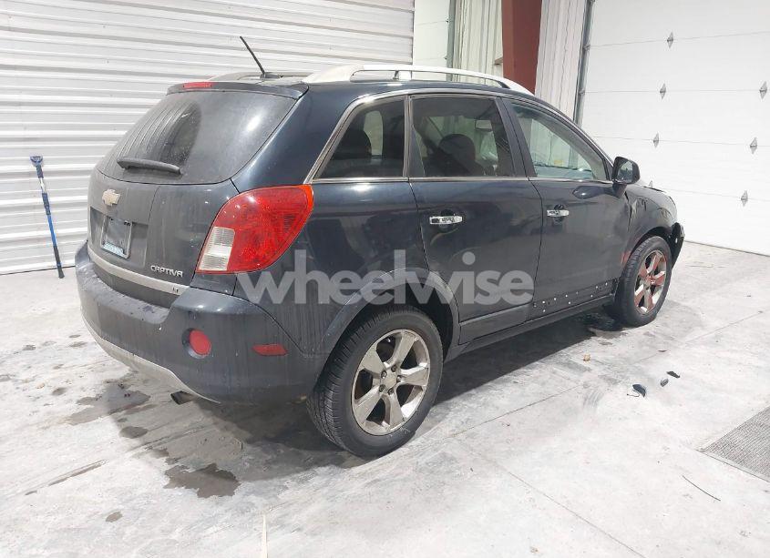 Photo 4 of 2015 Chevrolet Captiva SPORT LT (VIN 3GNAL3EKXFS506614)