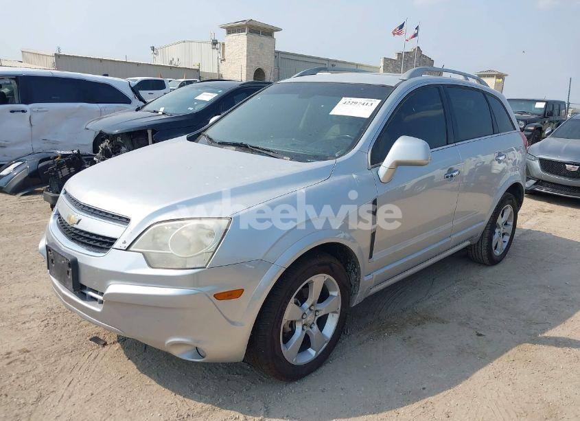 Photo 2 of 2014 Chevrolet Captiva SPORT LTZ (VIN 3GNAL4EK2ES525176)