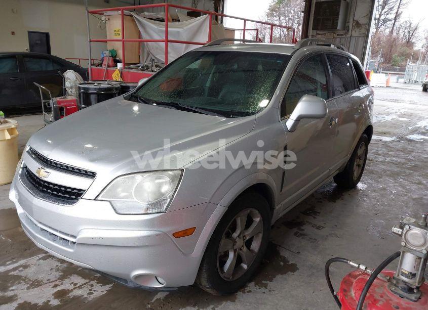 Photo 2 of 2014 Chevrolet Captiva SPORT LTZ (VIN 3GNAL4EK4ES578560)