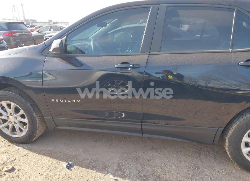 Photo 15 of 2021 Chevrolet Equinox AWD 1FL (VIN 3GNAX5EV4MS141385)