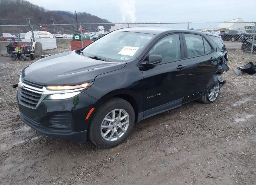 Photo 2 of 2024 Chevrolet Equinox FWD 1FL (VIN 3GNAXFEGXRL157714)