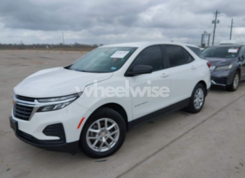 Photo 2 of 2023 Chevrolet Equinox FWD LS (VIN 3GNAXHEG0PL168018)