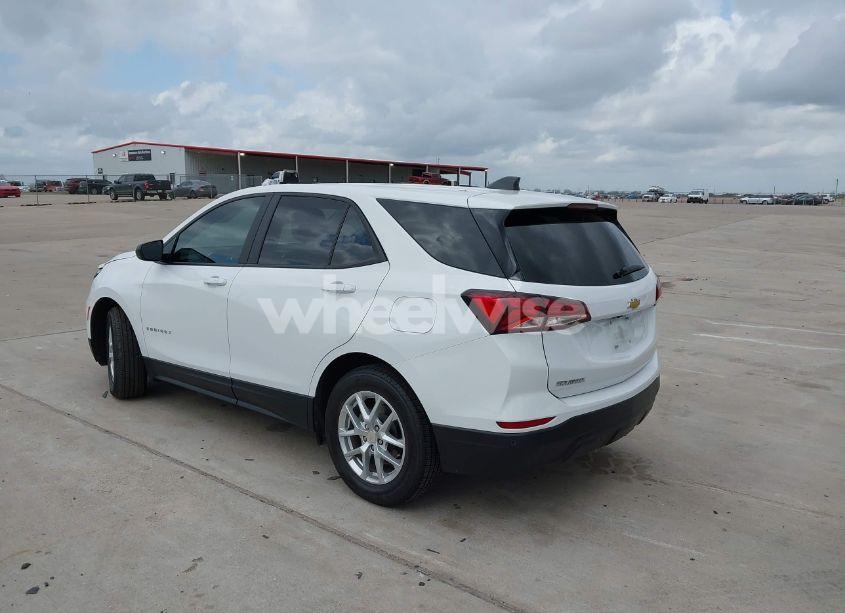 Photo 3 of 2023 Chevrolet Equinox FWD LS (VIN 3GNAXHEG0PL168018)