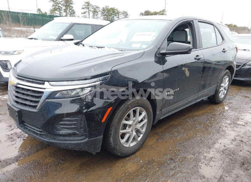 Photo 2 of 2023 Chevrolet Equinox FWD LS (VIN 3GNAXHEG0PL201017)