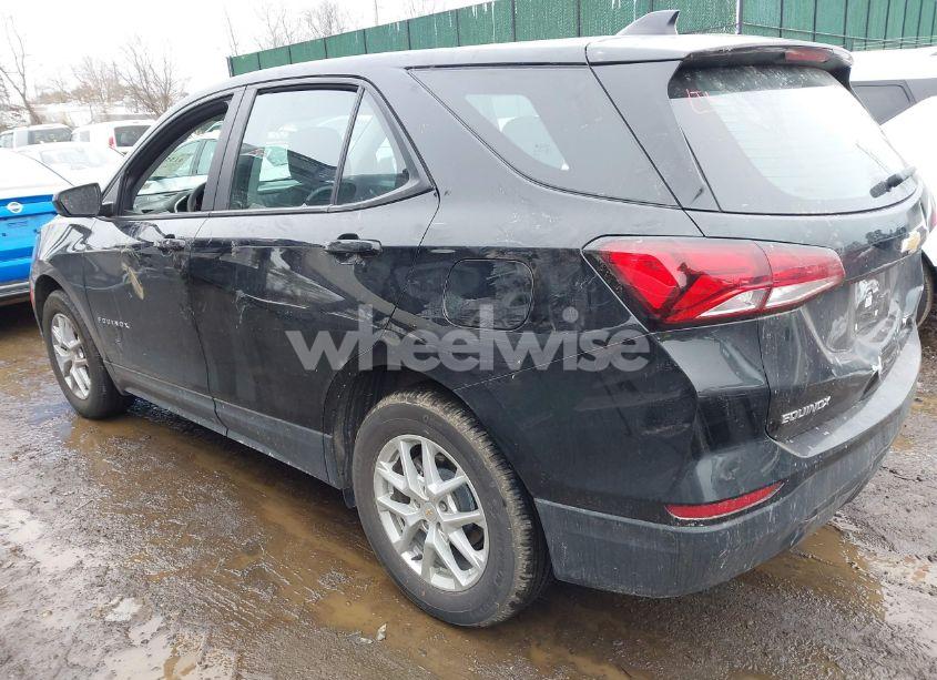 Photo 3 of 2023 Chevrolet Equinox FWD LS (VIN 3GNAXHEG0PL201017)