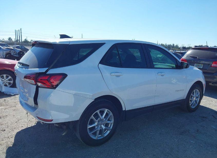 Photo 19 of 2024 Chevrolet Equinox FWD LS (VIN 3GNAXHEG0RL155546)