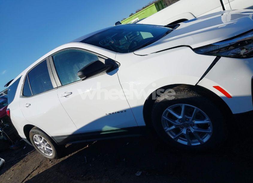 Photo 13 of 2024 Chevrolet Equinox FWD LS (VIN 3GNAXHEG0RL162755)