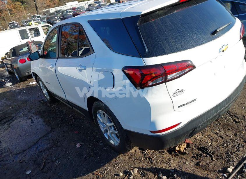 Photo 3 of 2024 Chevrolet Equinox FWD LS (VIN 3GNAXHEG0RL162755)