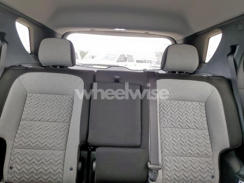 Photo 10 of 2024 CHEVROLET EQUINOX LS N/A (VIN 3GNAXHEG0RL338302)