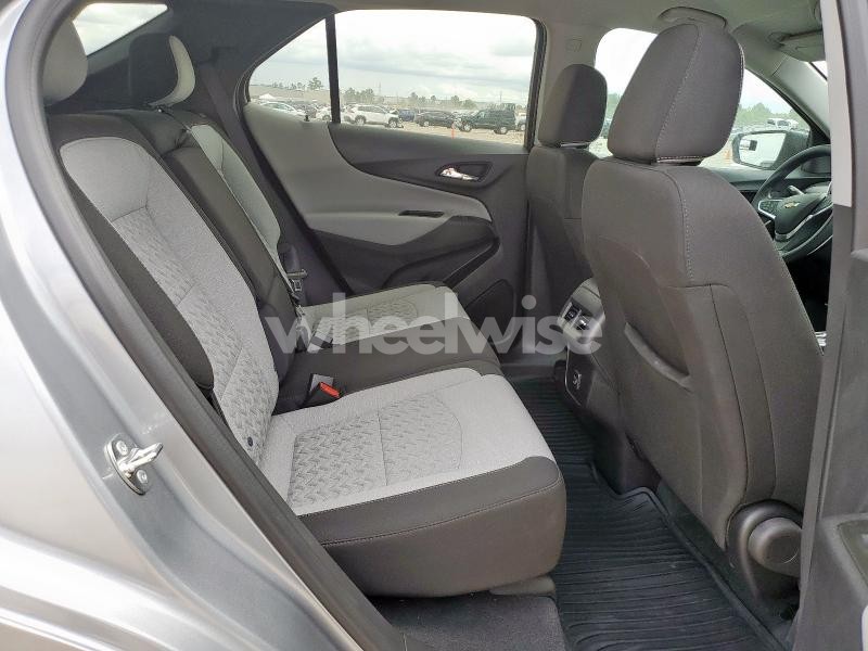 Photo 2 of 2024 CHEVROLET EQUINOX LS N/A (VIN 3GNAXHEG0RL338302)