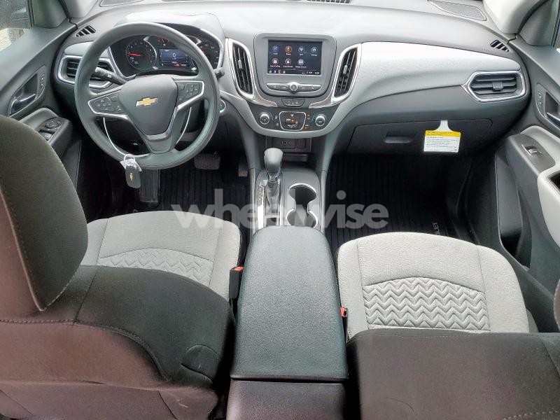 Photo 4 of 2024 CHEVROLET EQUINOX LS N/A (VIN 3GNAXHEG0RL338302)