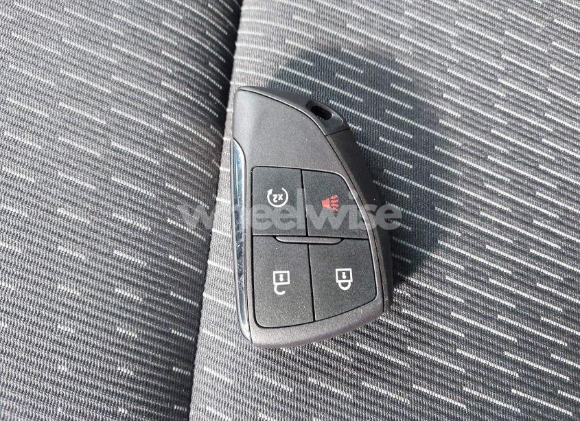 Photo 11 of 2025 Chevrolet Equinox FWD LT (VIN 3GNAXHEG0SL141748)