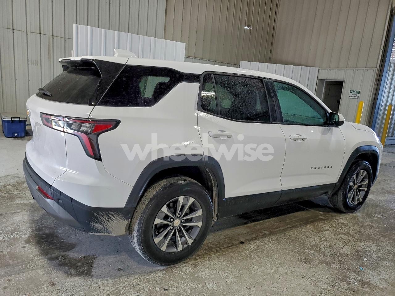 Photo 3 of 2025 CHEVROLET EQUINOX LT (VIN 3GNAXHEG0SL207439)