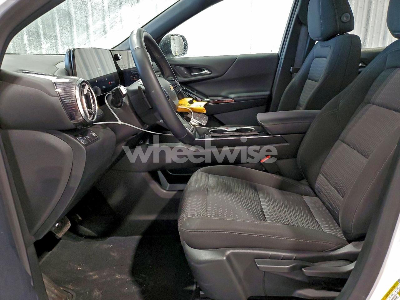 Photo 7 of 2025 CHEVROLET EQUINOX LT (VIN 3GNAXHEG0SL207439)