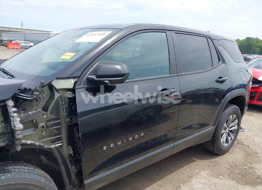 Photo 15 of 2026 Chevrolet Equinox FWD LT (VIN 3GNAXHEG0TL116222)